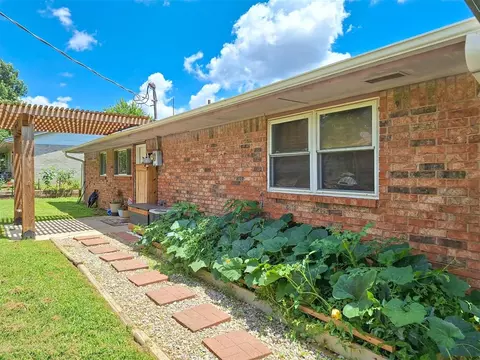 2901 Maple Ln, Edmond, OK 73034 photo 30