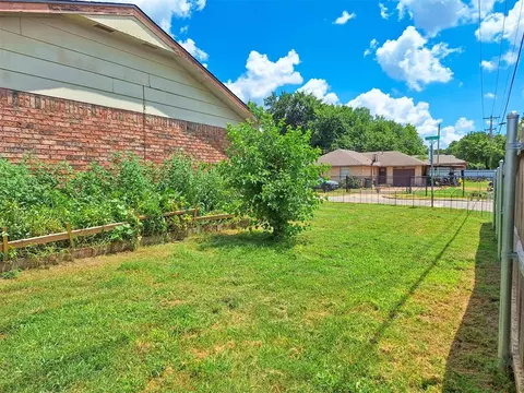 2901 Maple Ln, Edmond, OK 73034 photo 4