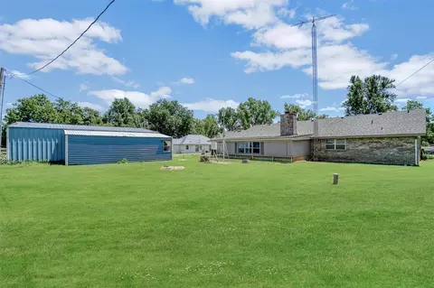 305 E Seger St, Colony, OK 73021 photo 39