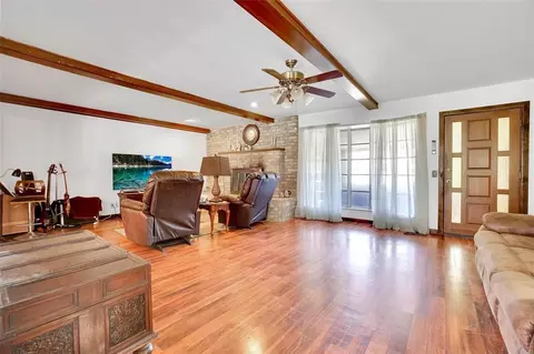 305 E Seger St, Colony, OK 73021 photo 6