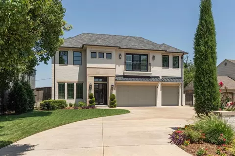 1415 Sherwood Ln, Nichols Hills, OK 73116