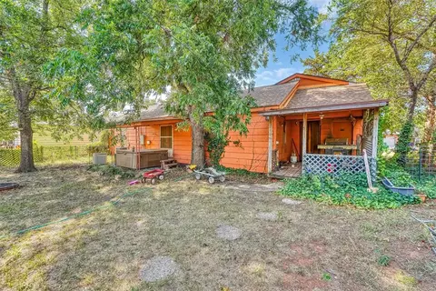913 E Sycamore, Altus, OK 73521 photo 32
