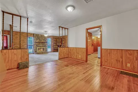 913 E Sycamore, Altus, OK 73521 photo 7