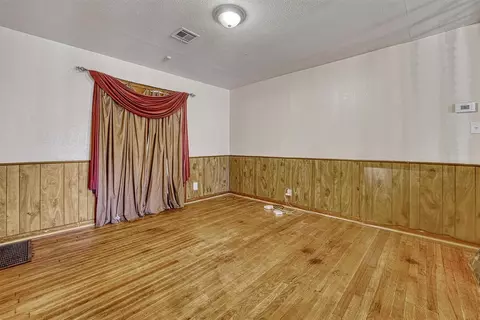 913 E Sycamore, Altus, OK 73521 photo 19
