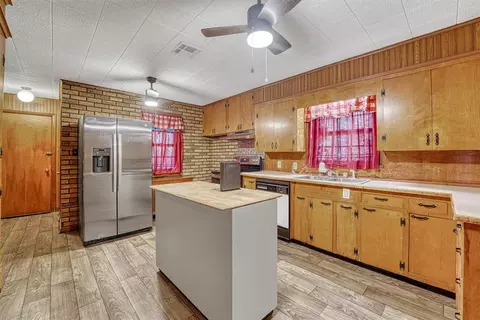 913 E Sycamore, Altus, OK 73521 photo 8