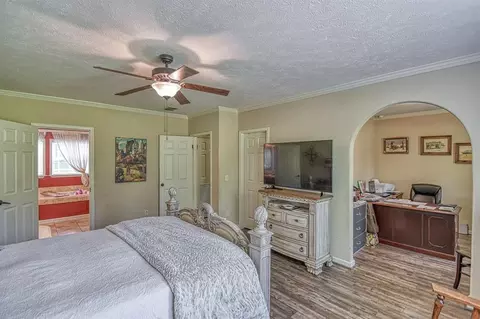 109 E Riddle Rd, Chickasha, OK 73018 photo 23