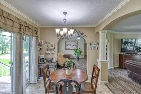 109 E Riddle Rd, Chickasha, OK 73018 photo 10