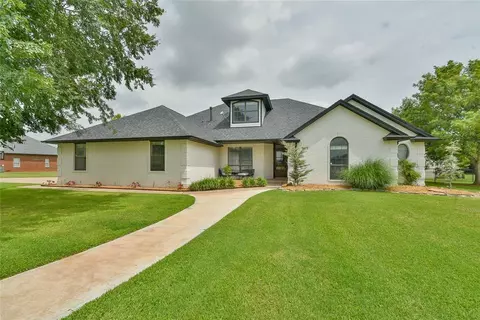 3019 Winding Creek Ln, Piedmont, OK 73078