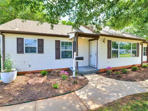 2920 Somerset Pl, Oklahoma City, OK 73116