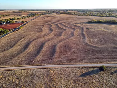 0004 NW 122nd St, El Reno, OK 73036