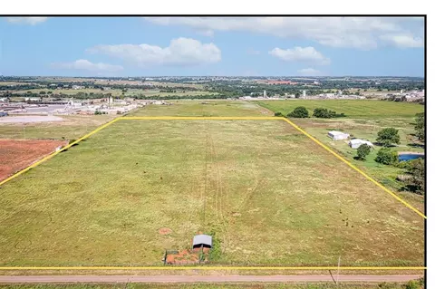 Spencer Road, Elk City, OK 73644