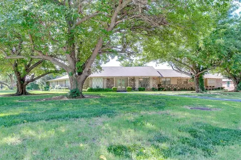 2532 Lancaster Ln, Oklahoma City, OK 73116