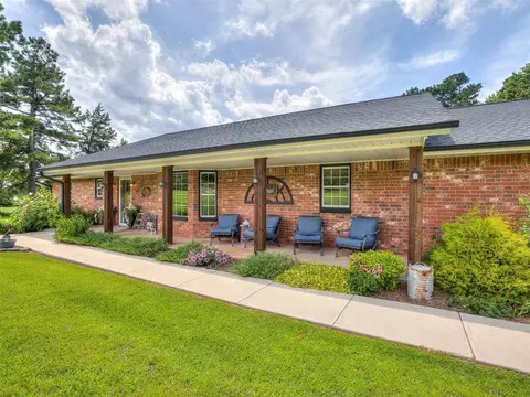7333 S Pottawatomie Rd, Newalla, OK 74857