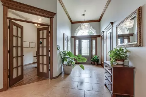 825 Silver Tree Dr, Choctaw, OK 73020