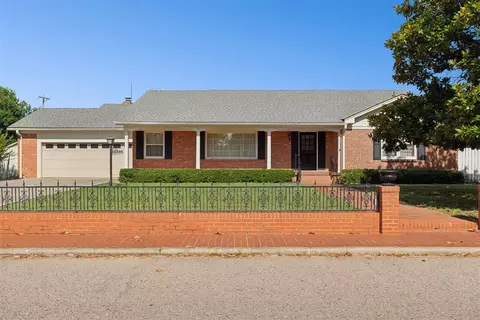 1811 N Union Ave, Shawnee, OK 74804