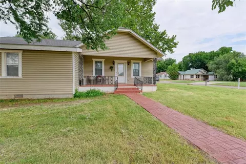 223 N Randall Ave, Elk City, OK 73644