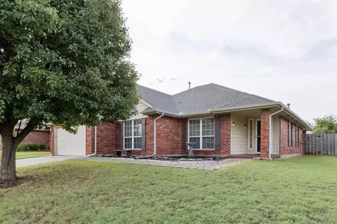 326 Bozeman Trl, Edmond, OK 73003