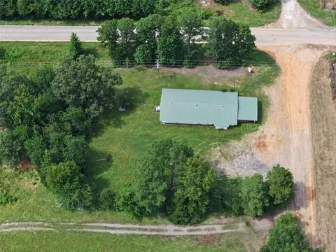 5565 Slim Rd, Valliant, OK 74764