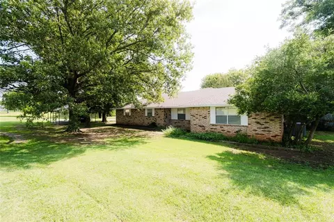 24057 N County Road 3291 Rd, Wynnewood, OK 73098