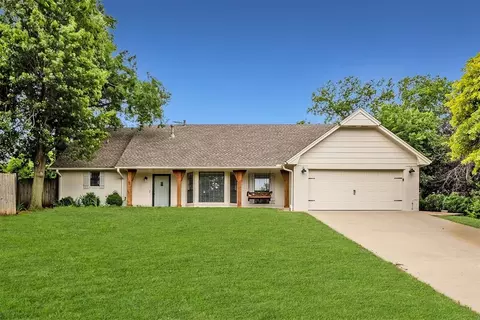 601 Knights Bridge Rd, Edmond, OK 73034