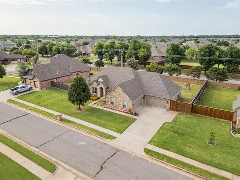 8708 SW 59th Ter, Oklahoma City, OK 73179
