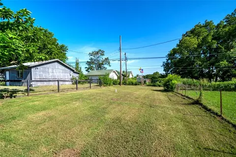 205 E 2nd St, Stroud, OK 74079 photo 7