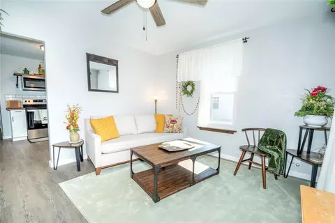 205 E 2nd St, Stroud, OK 74079 photo 9