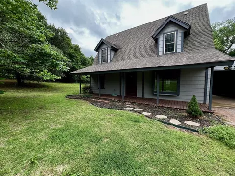 12304 Red Bud Dr, Norman, OK 73026