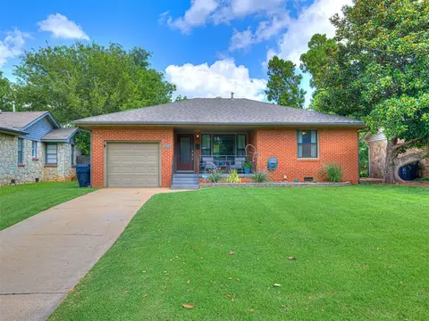 2825 Cambridge Ct, Oklahoma City, OK 73116