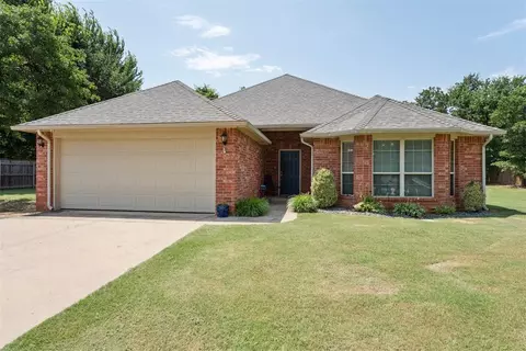 3902 Prairie Falcon Pt, Edmond, OK 73034
