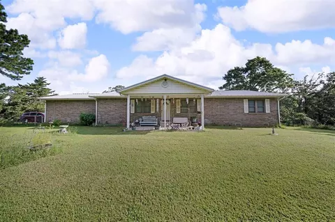 24899 Dusty Rd, Tecumseh, OK 74873
