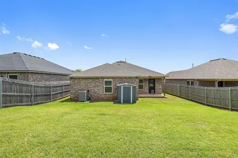 521 Audrey Dr, Tuttle, OK 73089 photo 25