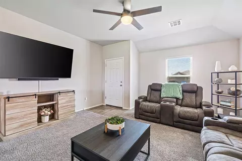 521 Audrey Dr, Tuttle, OK 73089 photo 4