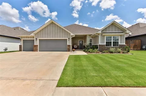 10808 Glover River Dr, Yukon, OK 73099
