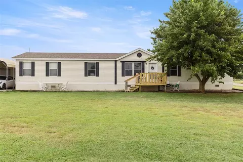 1352 Jacy Ln, Blanchard, OK 73010