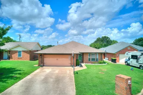 1189 N Blue Ridge Dr, Purcell, OK 73080