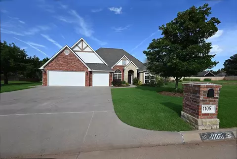 1105 S Pecan Lake Ct, Stillwater, OK 74074