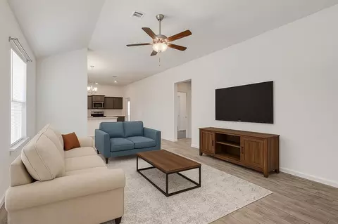 9233 SW 46th St, Oklahoma City, OK 73179