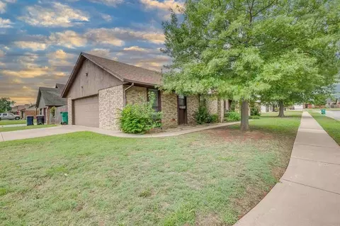 1212 SW 105th St, Oklahoma City, OK 73170
