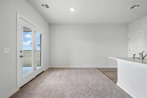 1022 Prairie Dr, Tuttle, OK 73089 photo 3