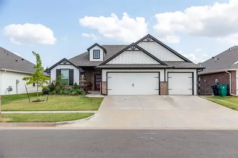 8308 NW 163rd St, Edmond, OK 73013