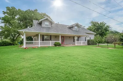 3180 SE 24th St, Newcastle, OK 73065