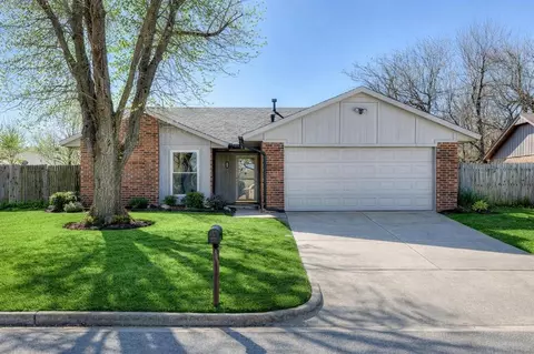 8704 NW 87th Ter, Oklahoma City, OK 73132