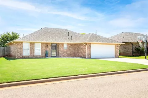 110 Ranch Rd, Elk City, OK 73644