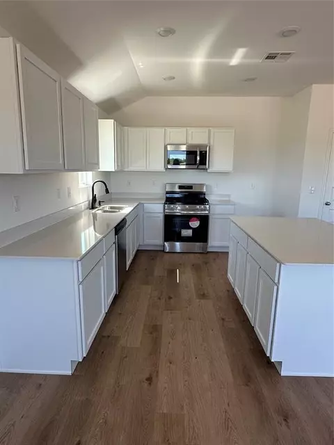 13355 Mulberry Cir, Mcloud, OK 74851 photo 9