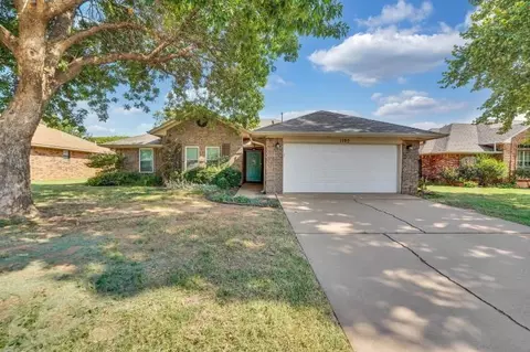 1105 Ruth Rd, Altus, OK 73521
