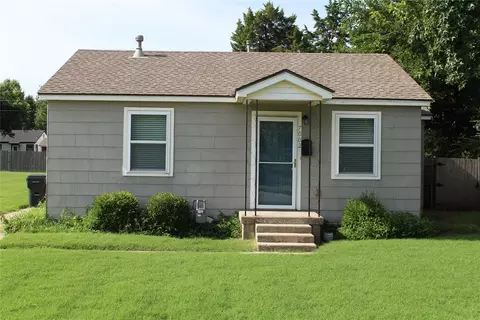 7002 NW 50th St, Bethany, OK 73008