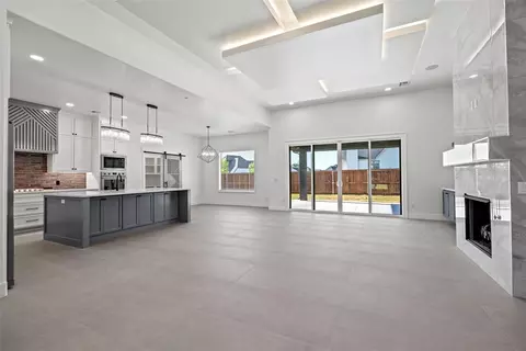 4208 Native Way, Norman, OK 73071 photo 2