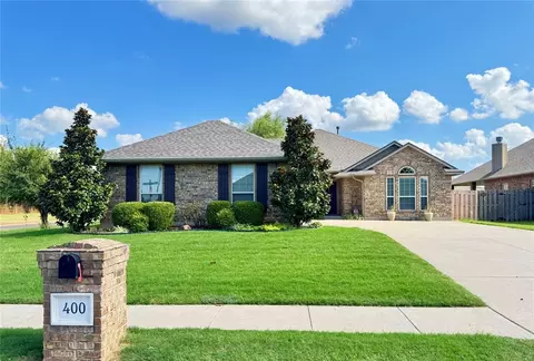 400 Pacific Crest Trl, Edmond, OK 73003