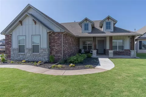 12808 SW 27th Ter, Yukon, OK 73099